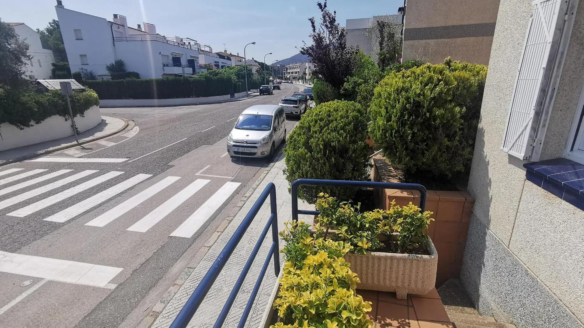 Apartamento Encantador Cerca De La Playa Con Terraza En Llanca, Sant Carles - Es-89-119 Apartmán